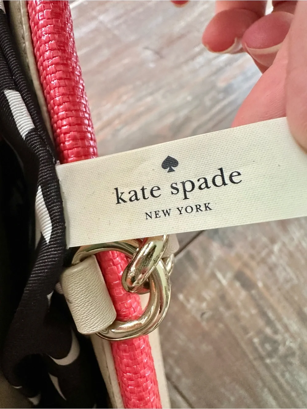 Kate Spade Veranda Place Straw Maryanne Shoulder Bag in Coral Pink & Cream